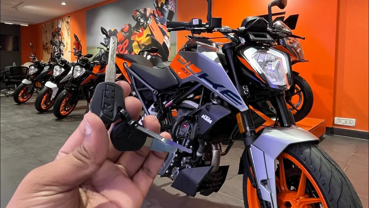 KTM Duke 200