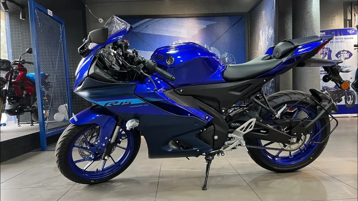 Yamaha R15 V4 2024 bike