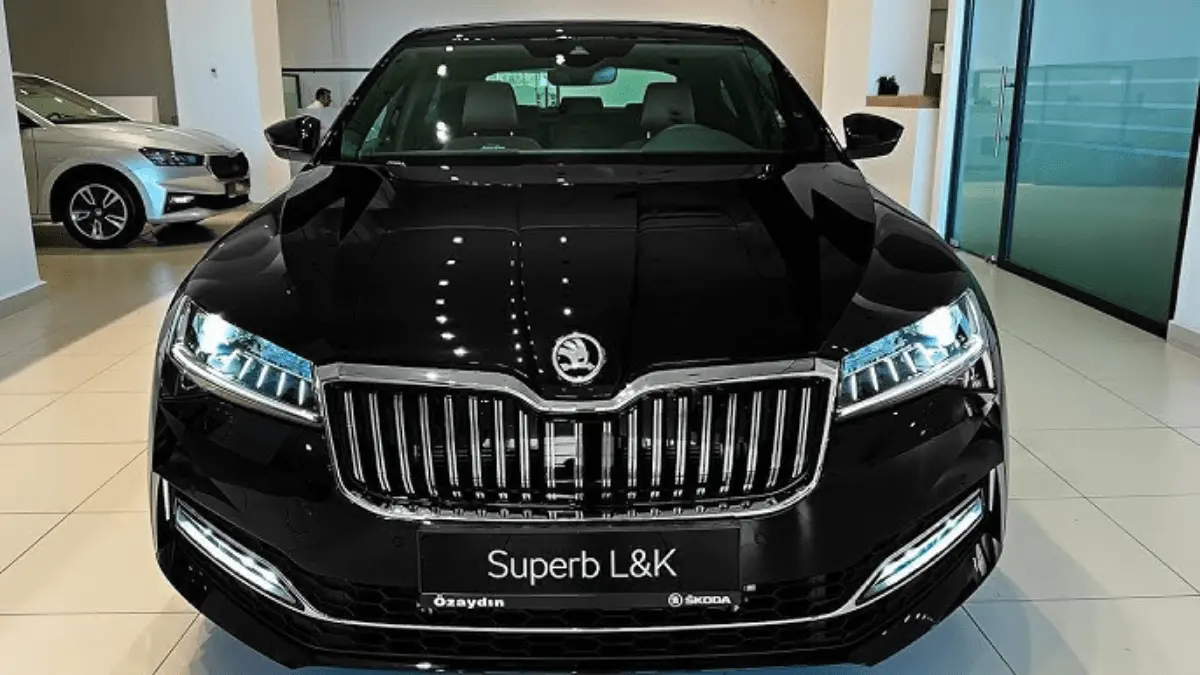 Skoda Superb car